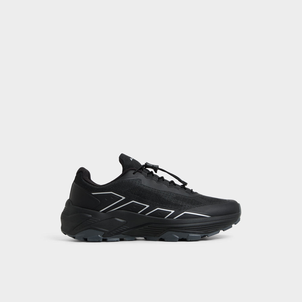 Franki in Other Black - Low top sneaker
