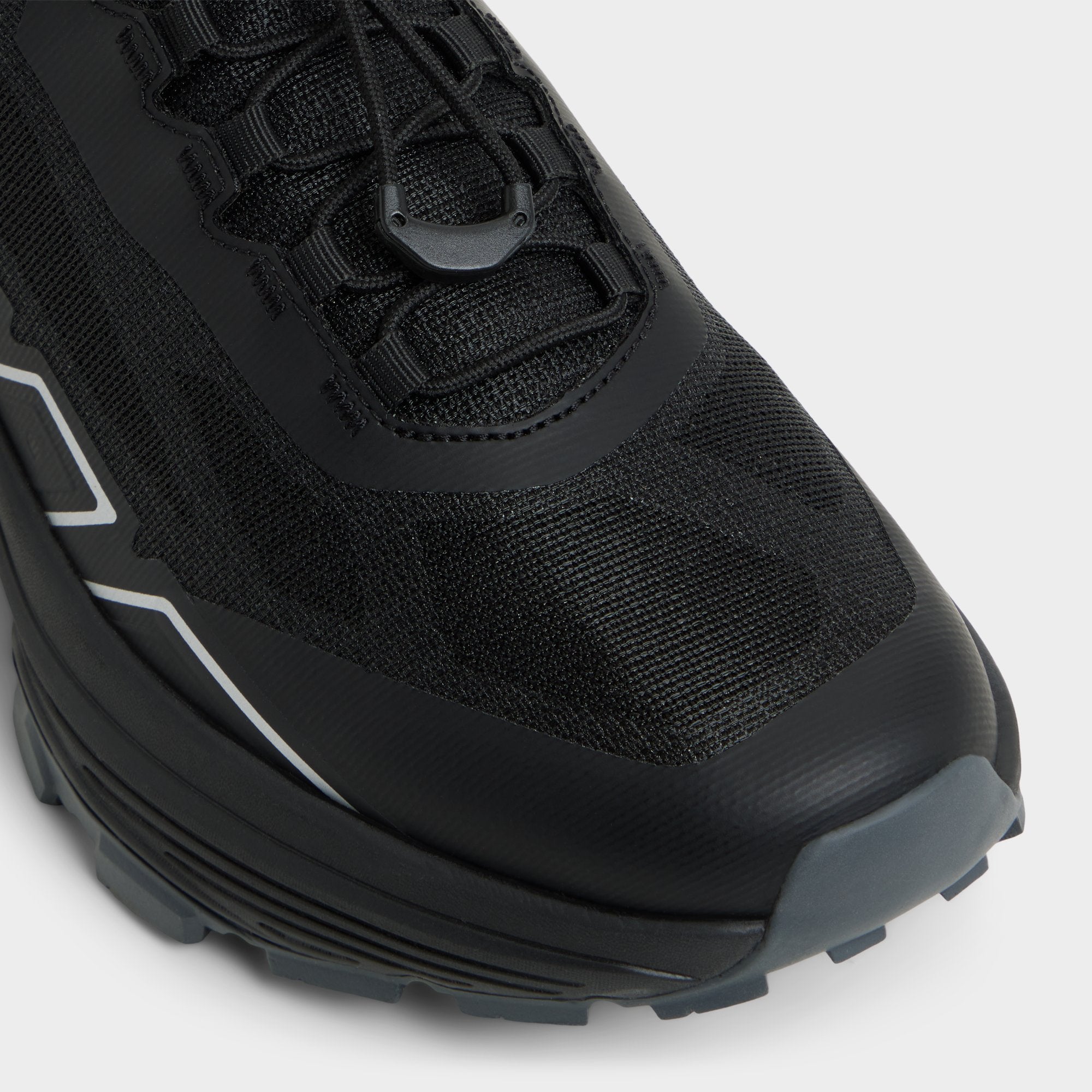 Franki in Other Black - Low top sneaker