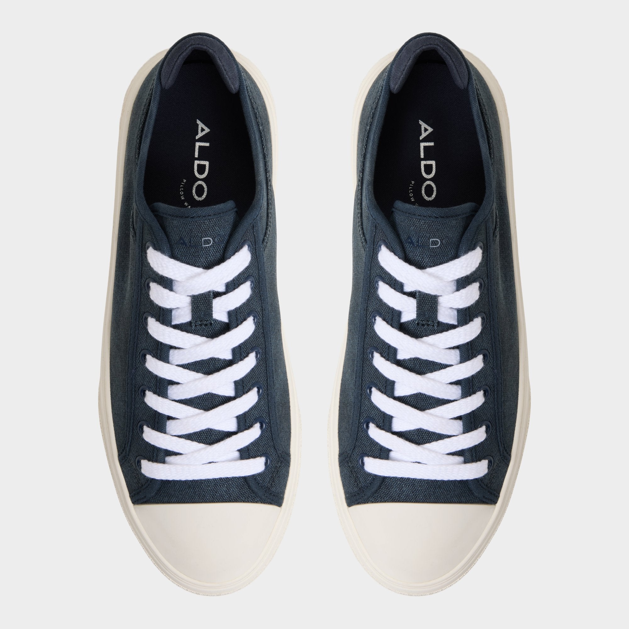 Colin in Navy - Low top sneaker Cup sole