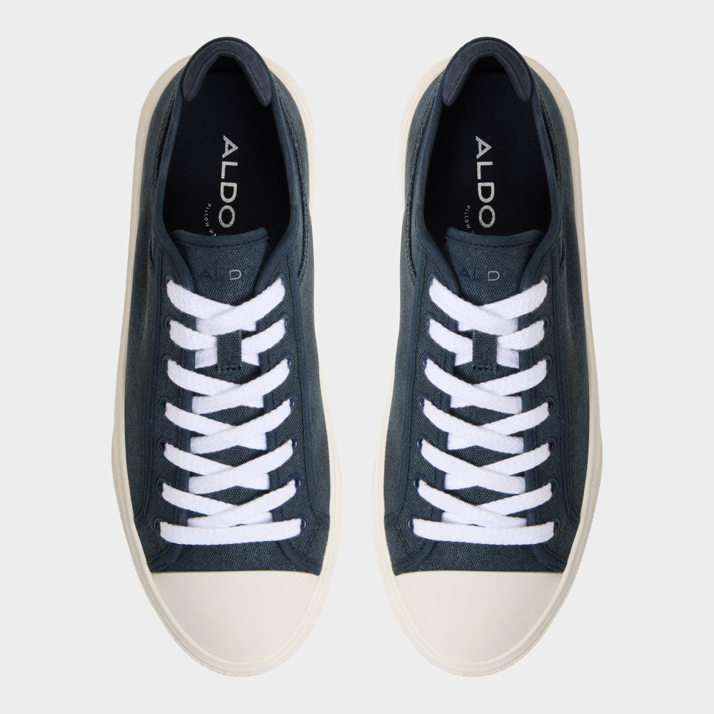 Colin in Navy - Low top sneaker Cup sole