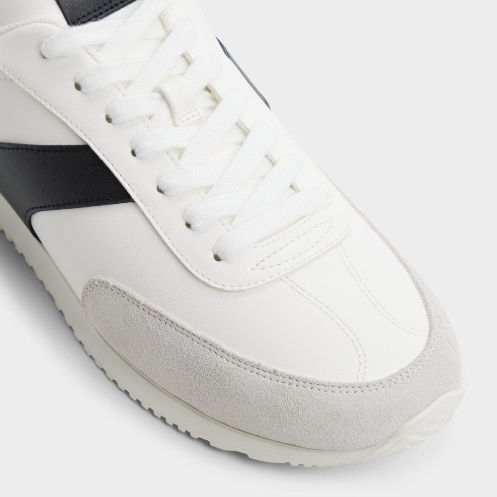 Nathaniell in White - Low top sneaker Cup sole