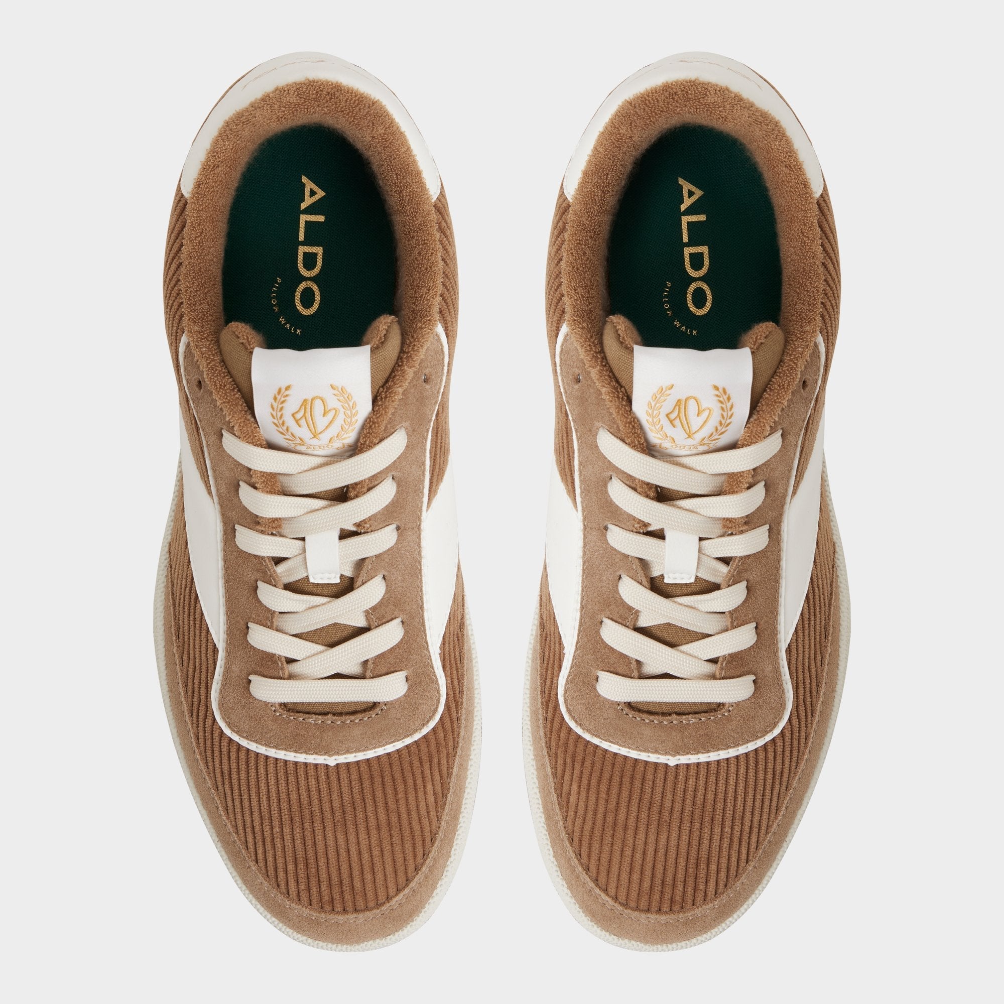 Ashwin in Taupe - Low top sneaker Cup sole