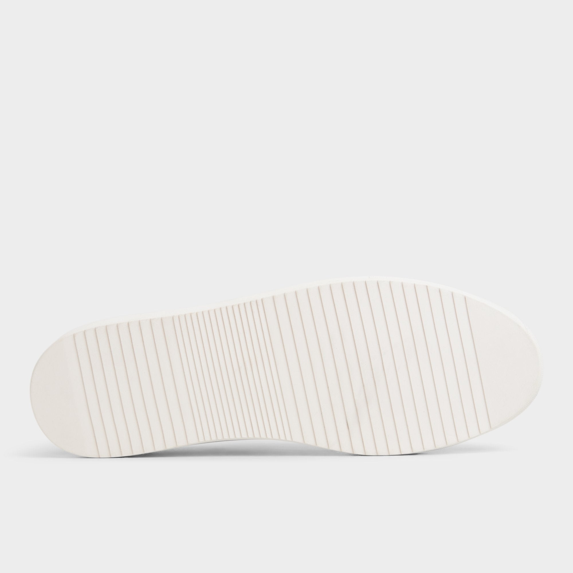 Fonzo in Black - Low top sneaker