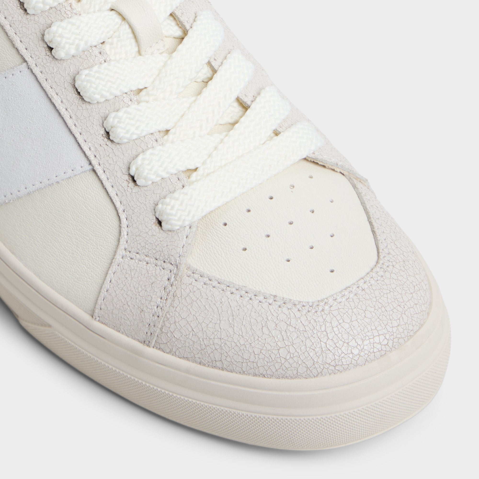 Braxton in White - Low top sneaker Cup sole
