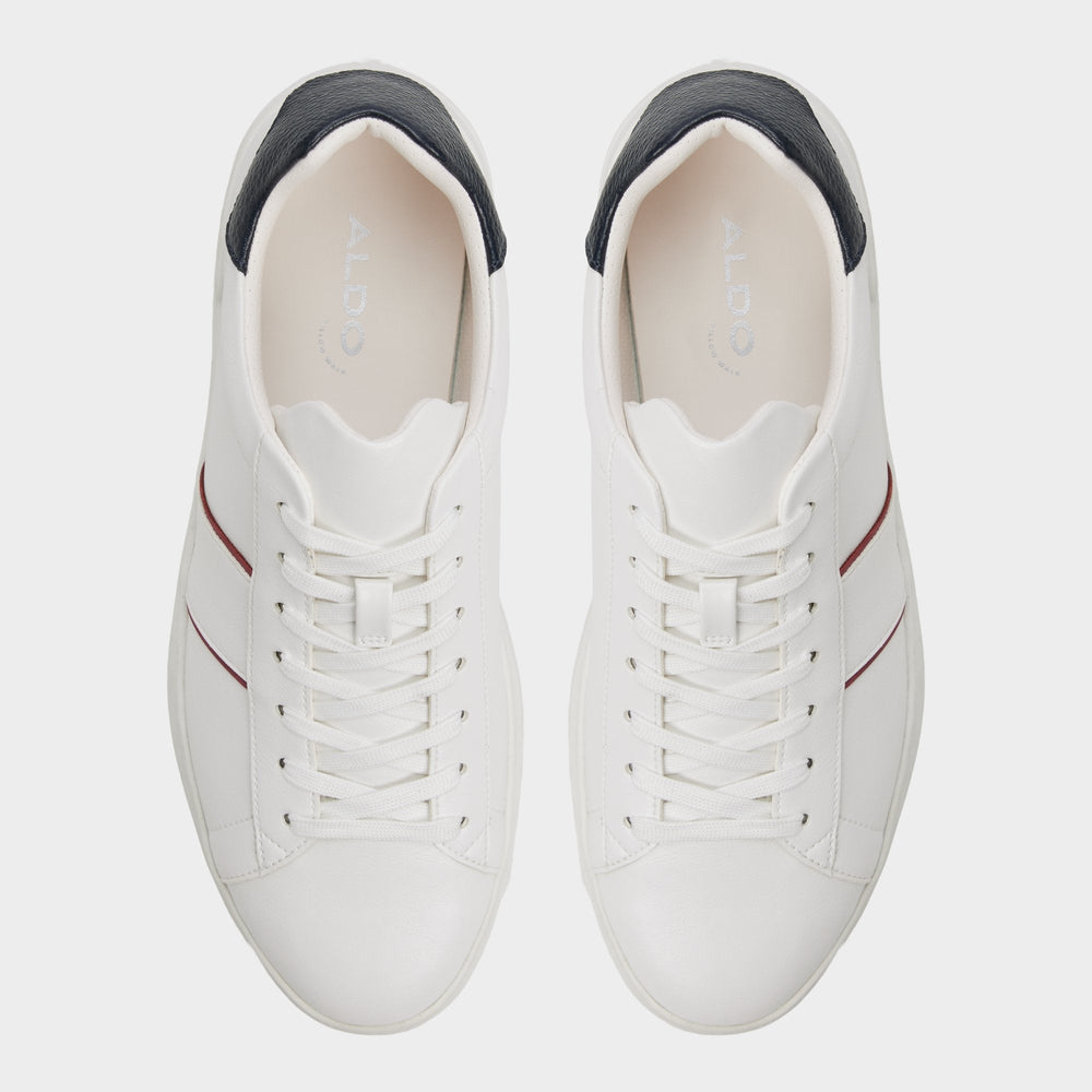 Paxon in White - Low top sneaker