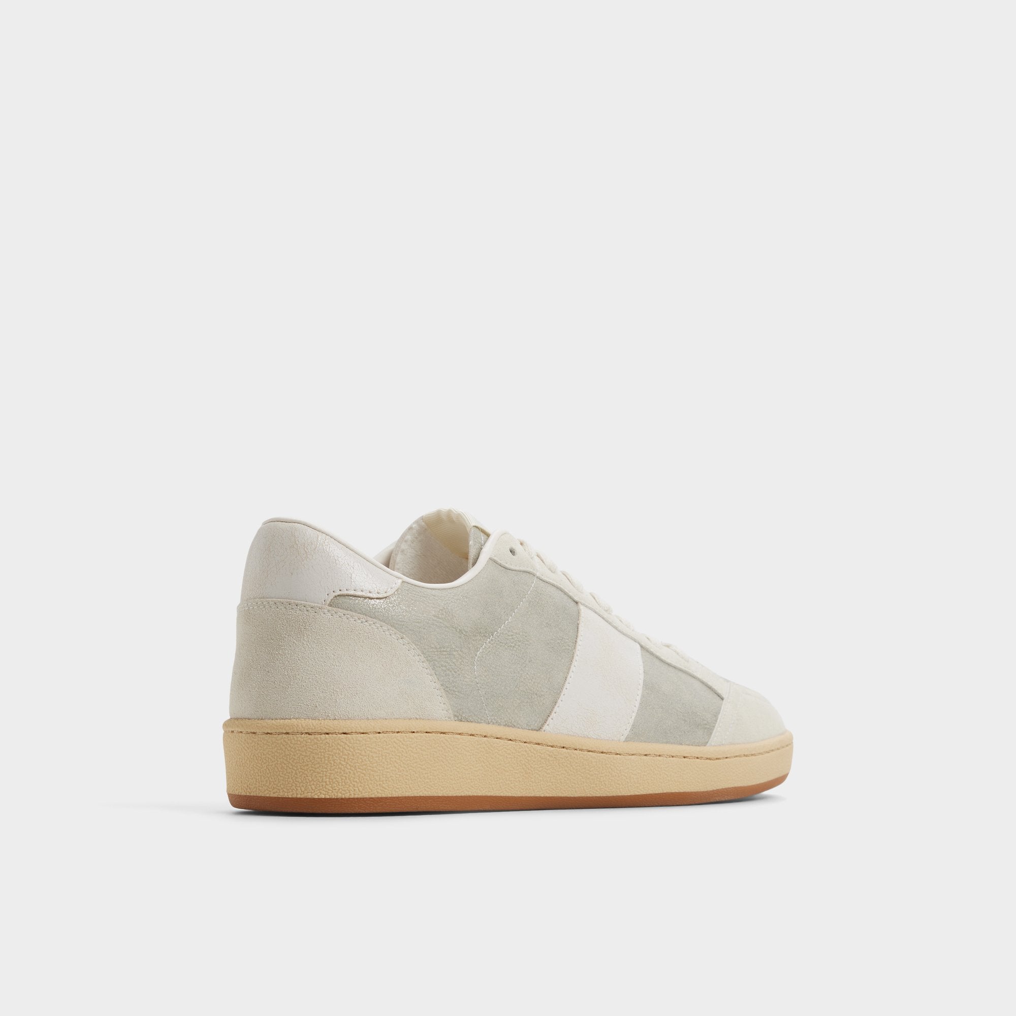 Roscoe in Ivory 14098566 - Low top sneaker