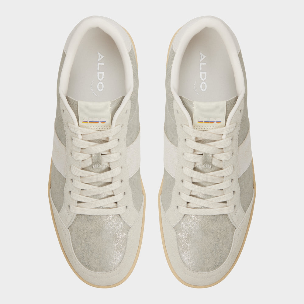 Roscoe in Ivory 14098566 - Low top sneaker