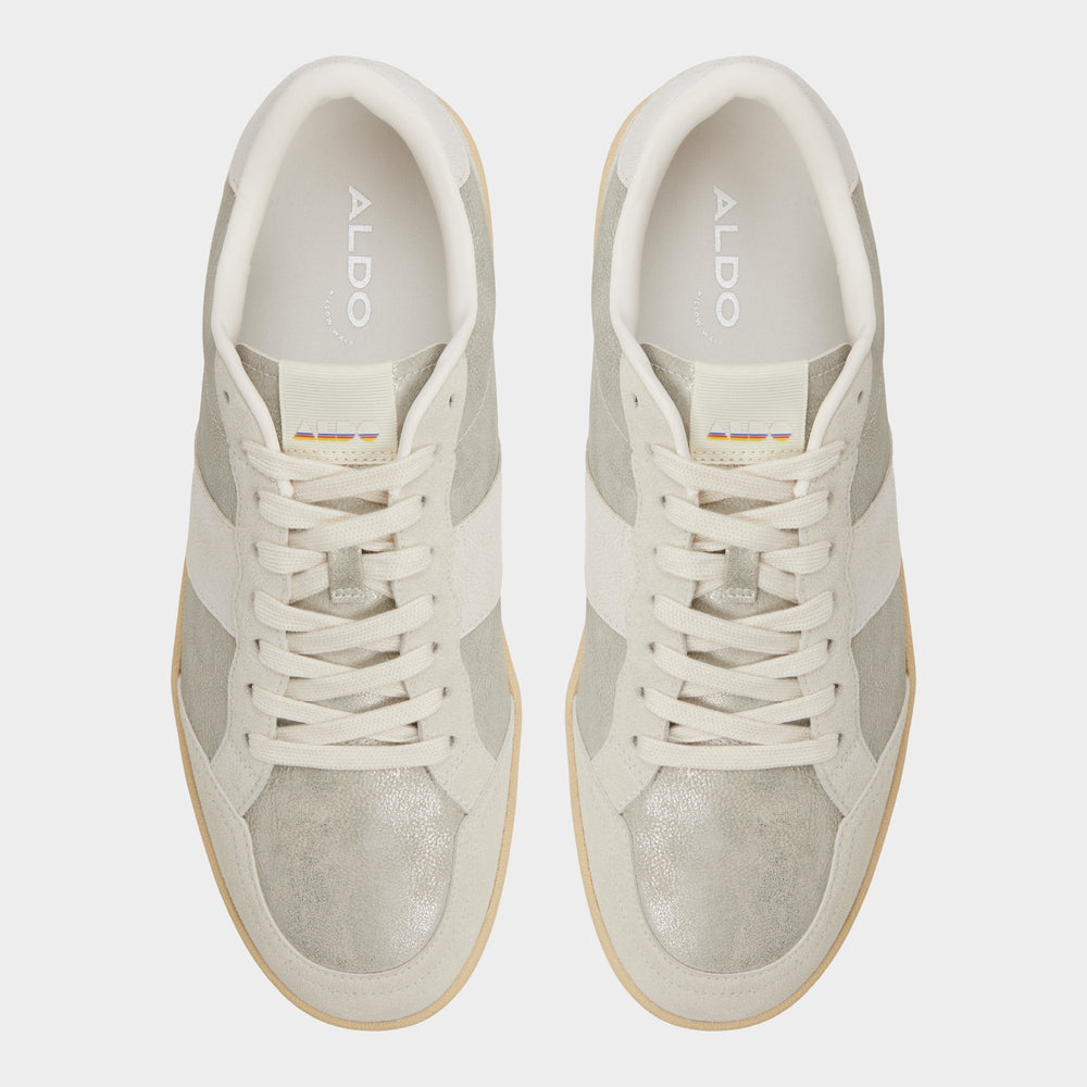 Roscoe in Ivory 14098566 - Low top sneaker