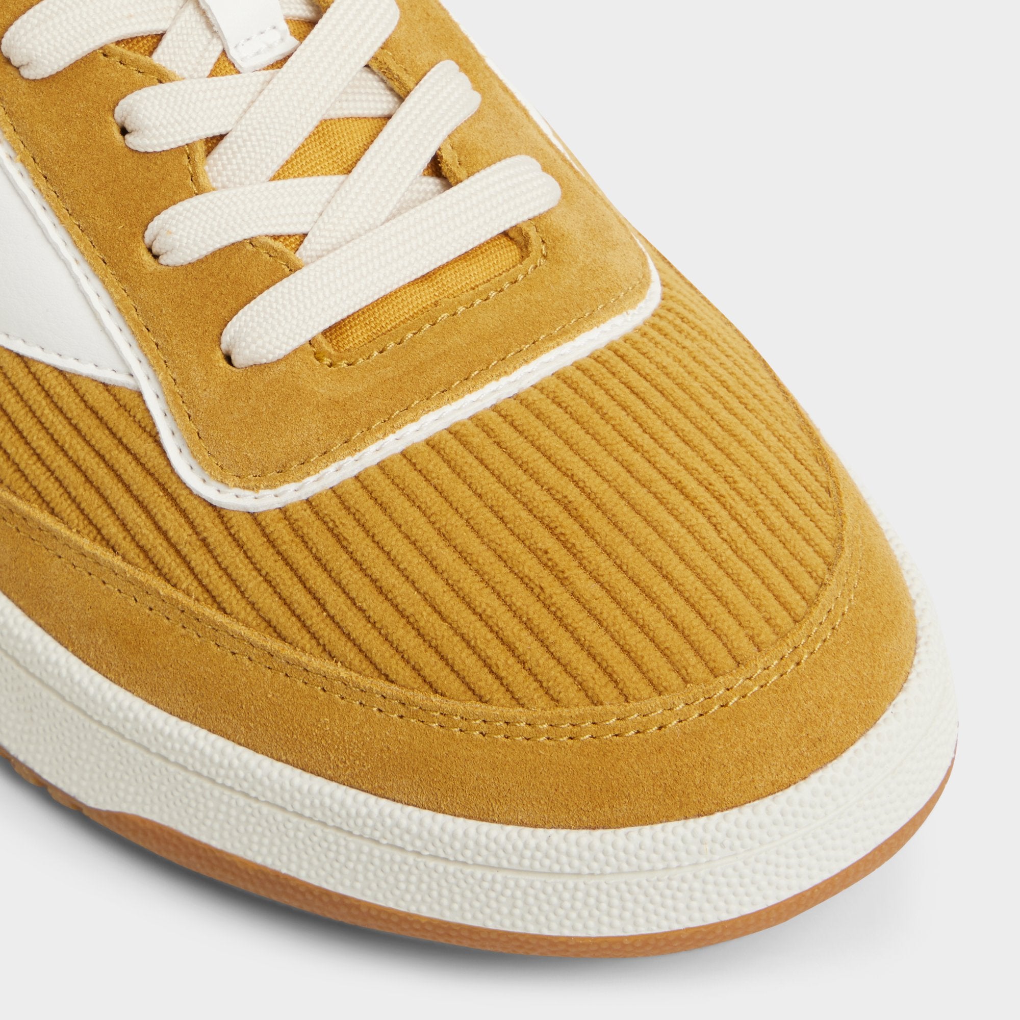 Ashwin in Other Yellow - Low top sneaker Cup sole