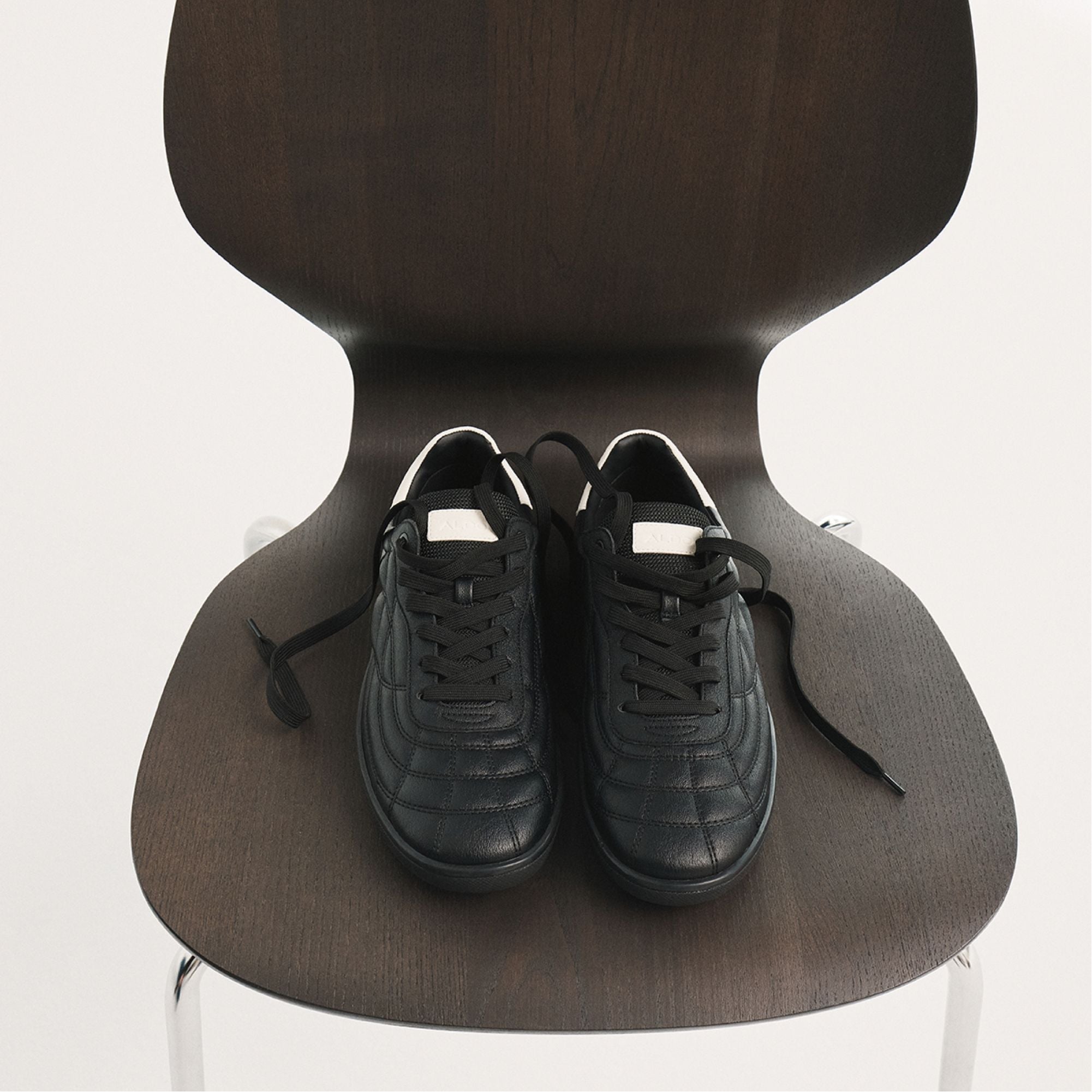 Thepitch Black Men's Low top - Low top sneaker