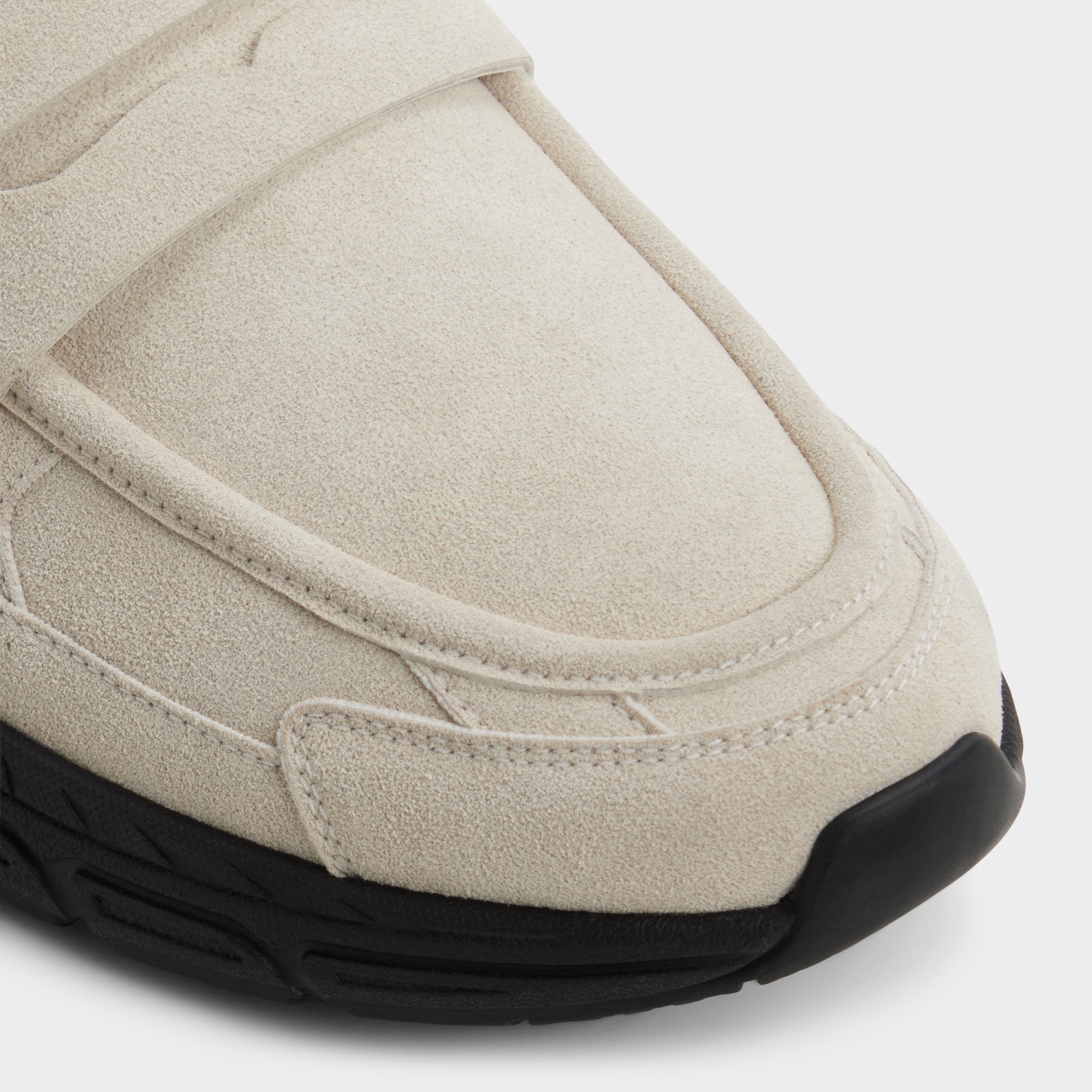 Jogger sole Loafersnkr in Ivory - Slip-on sneaker