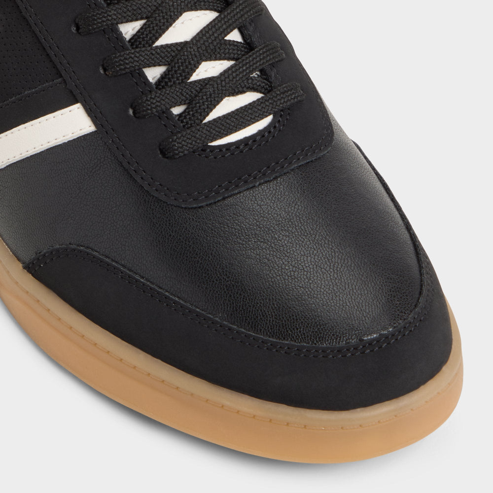 Freekick Black Men's Low top - Low top sneaker Cup sole