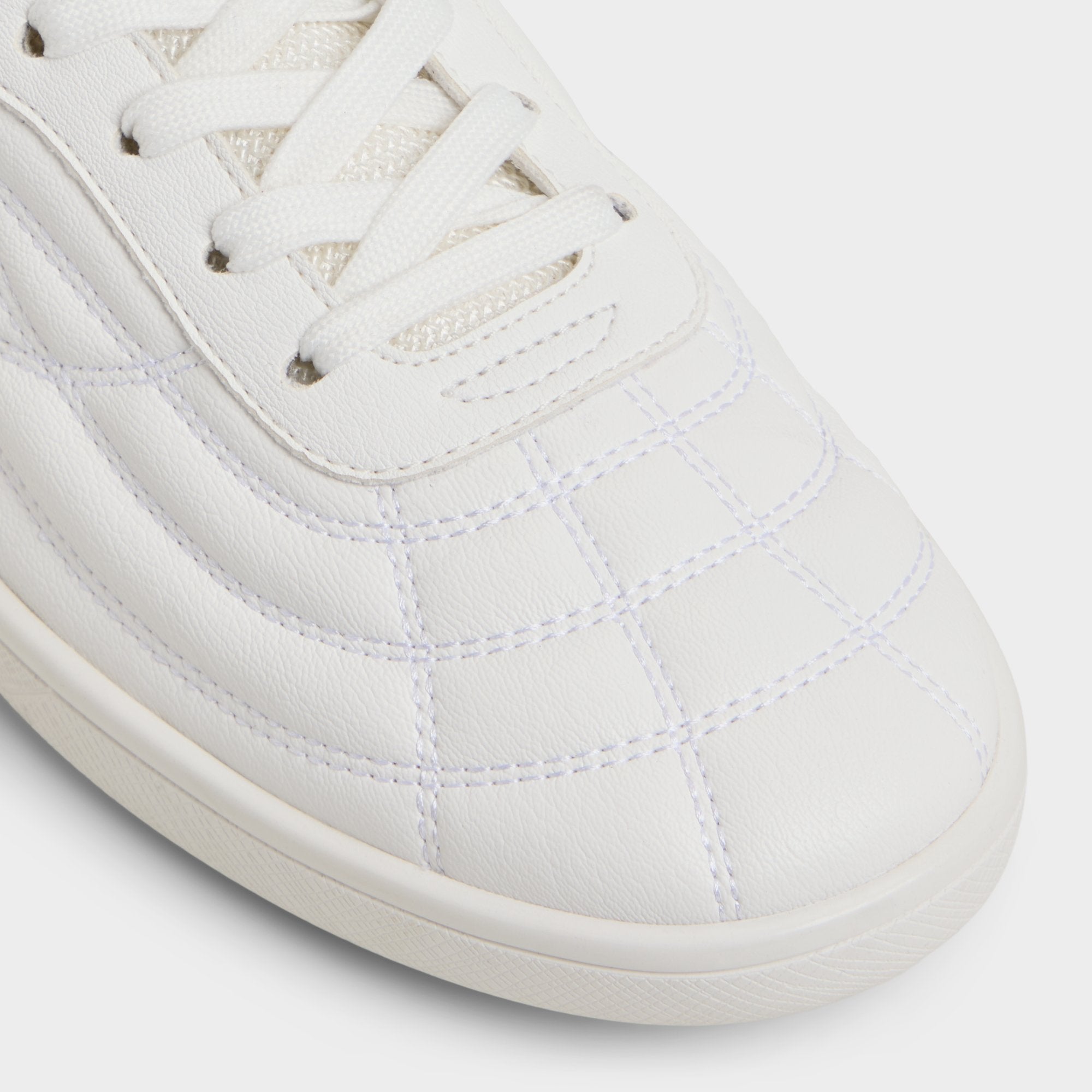 Thepitch White Men's Low top - Low top sneaker
