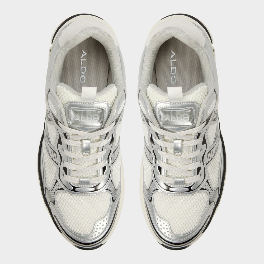 Blade in White - Low top sneaker Jogger sole