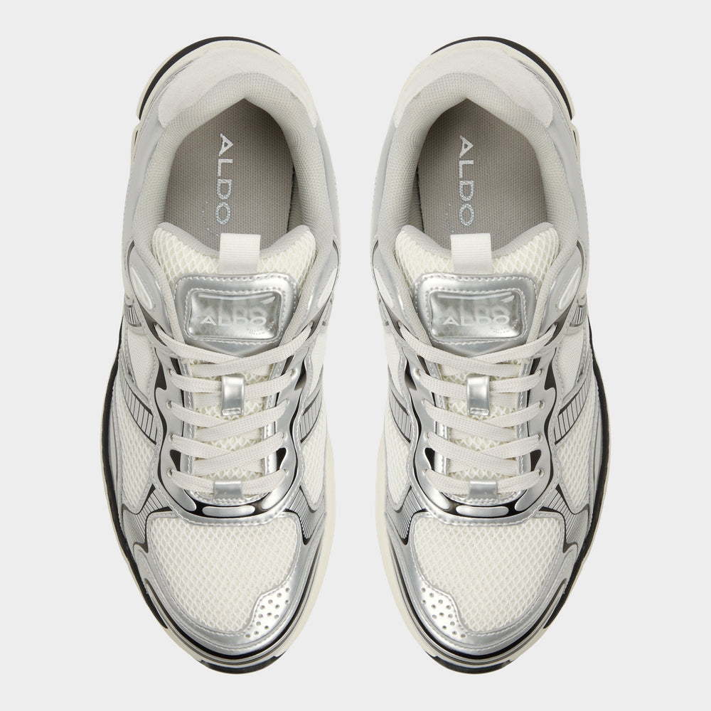 Blade in White - Low top sneaker Jogger sole