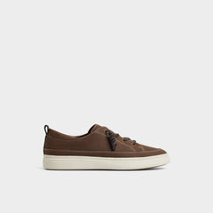 Cup sole Tristin in Brown - Low top sneaker