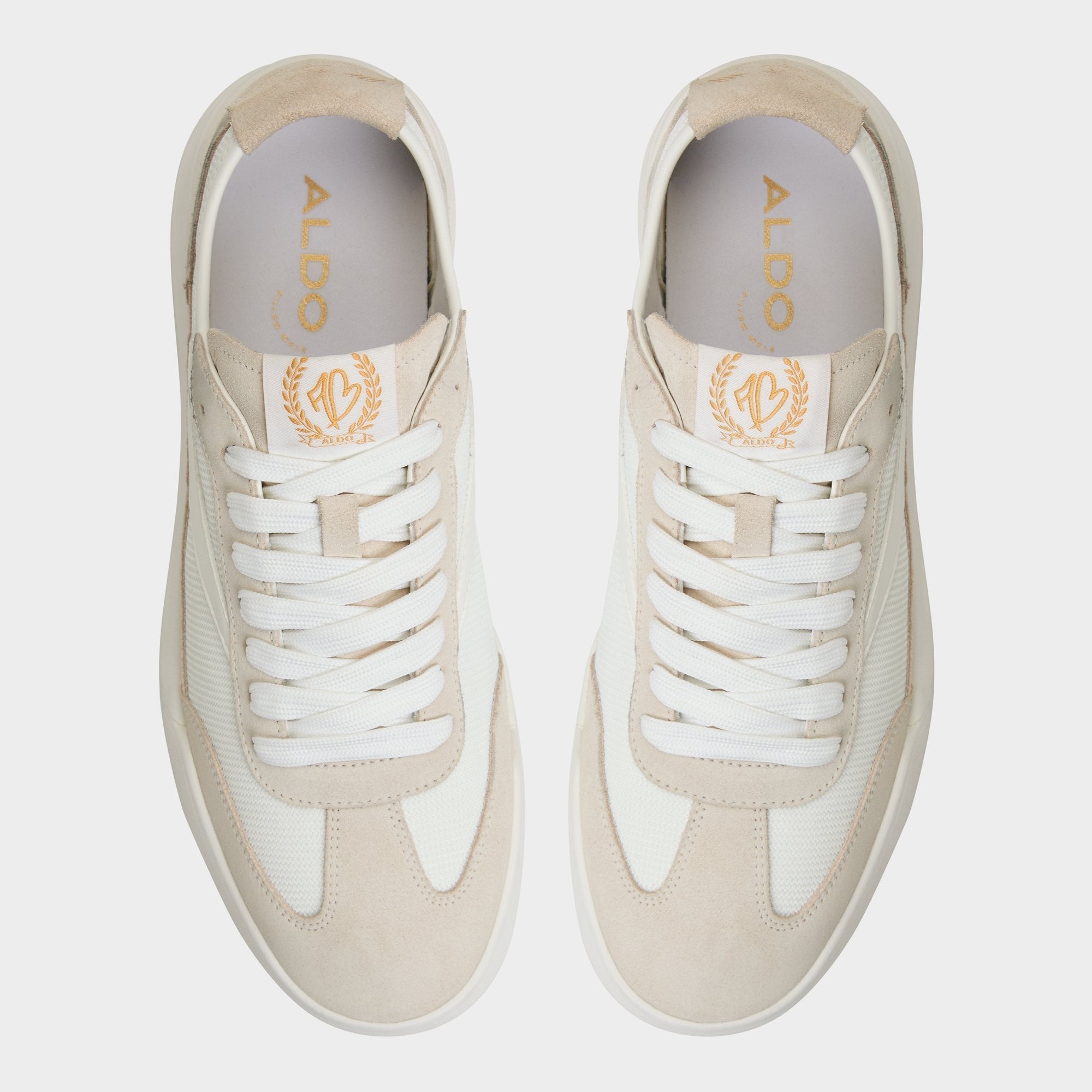 Clubmtl White Men's Low top - Low top sneaker
