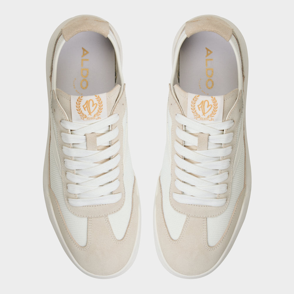 Clubmtl White Men's Low top - Low top sneaker
