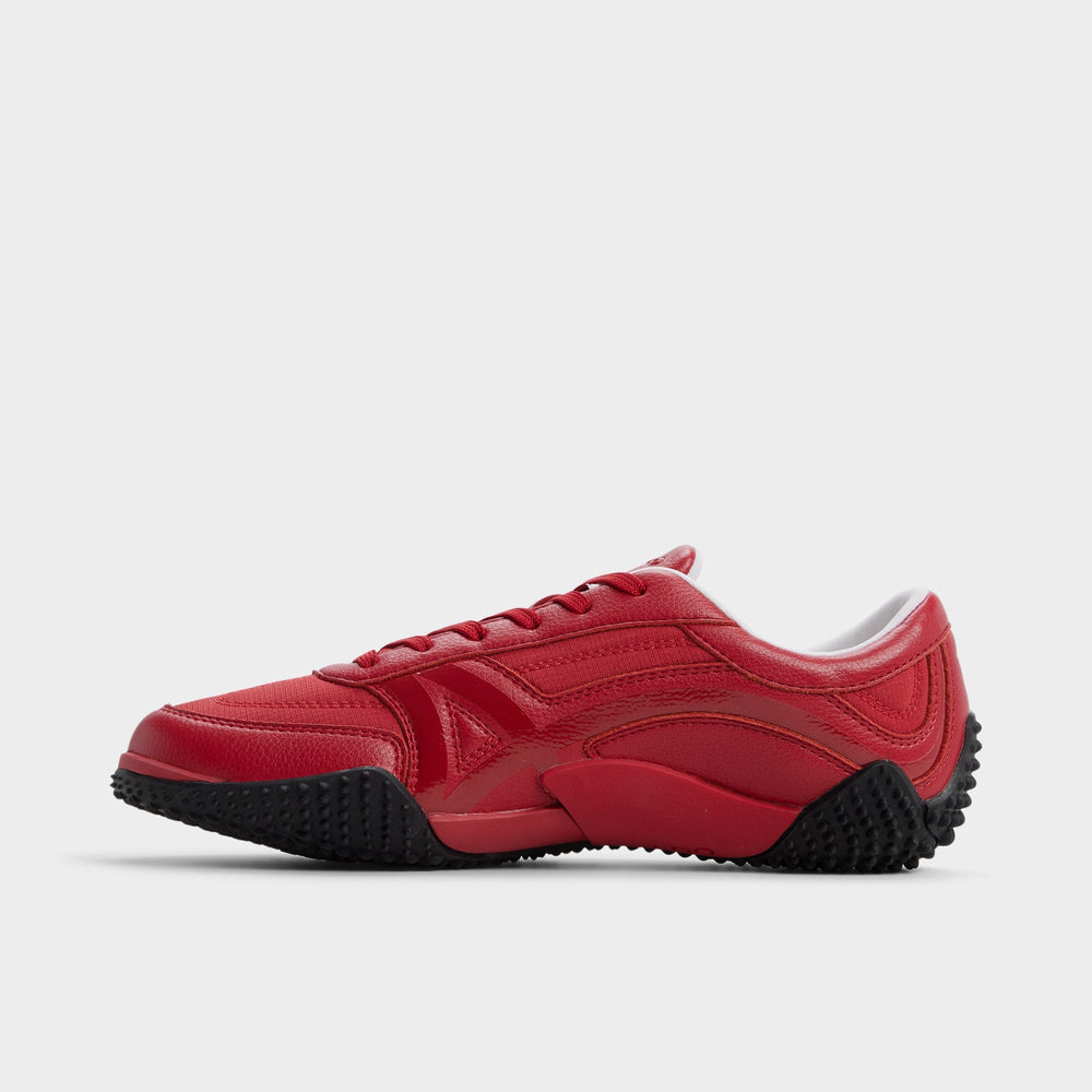 Drive in Red - Low top sneaker