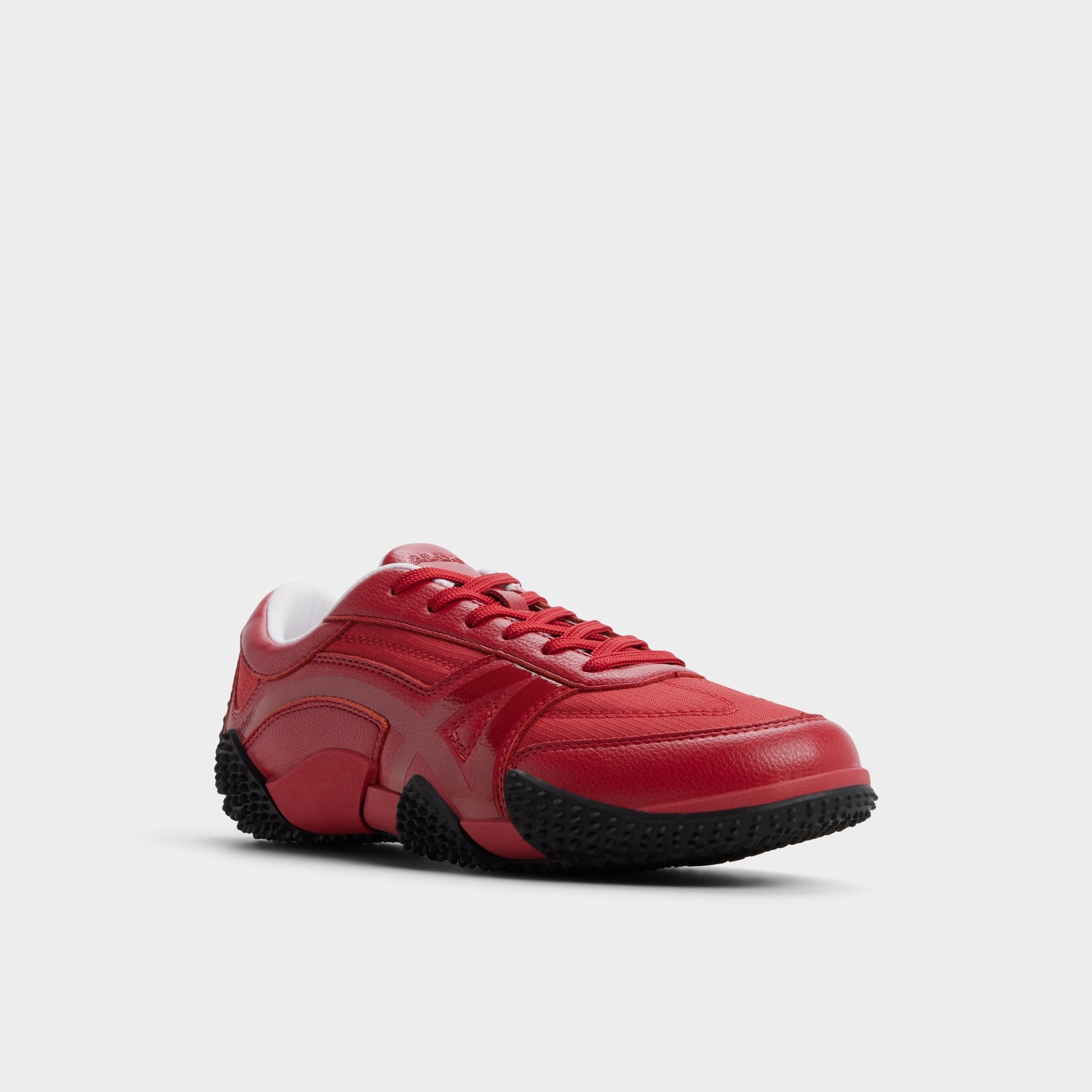 Drive in Red - Low top sneaker