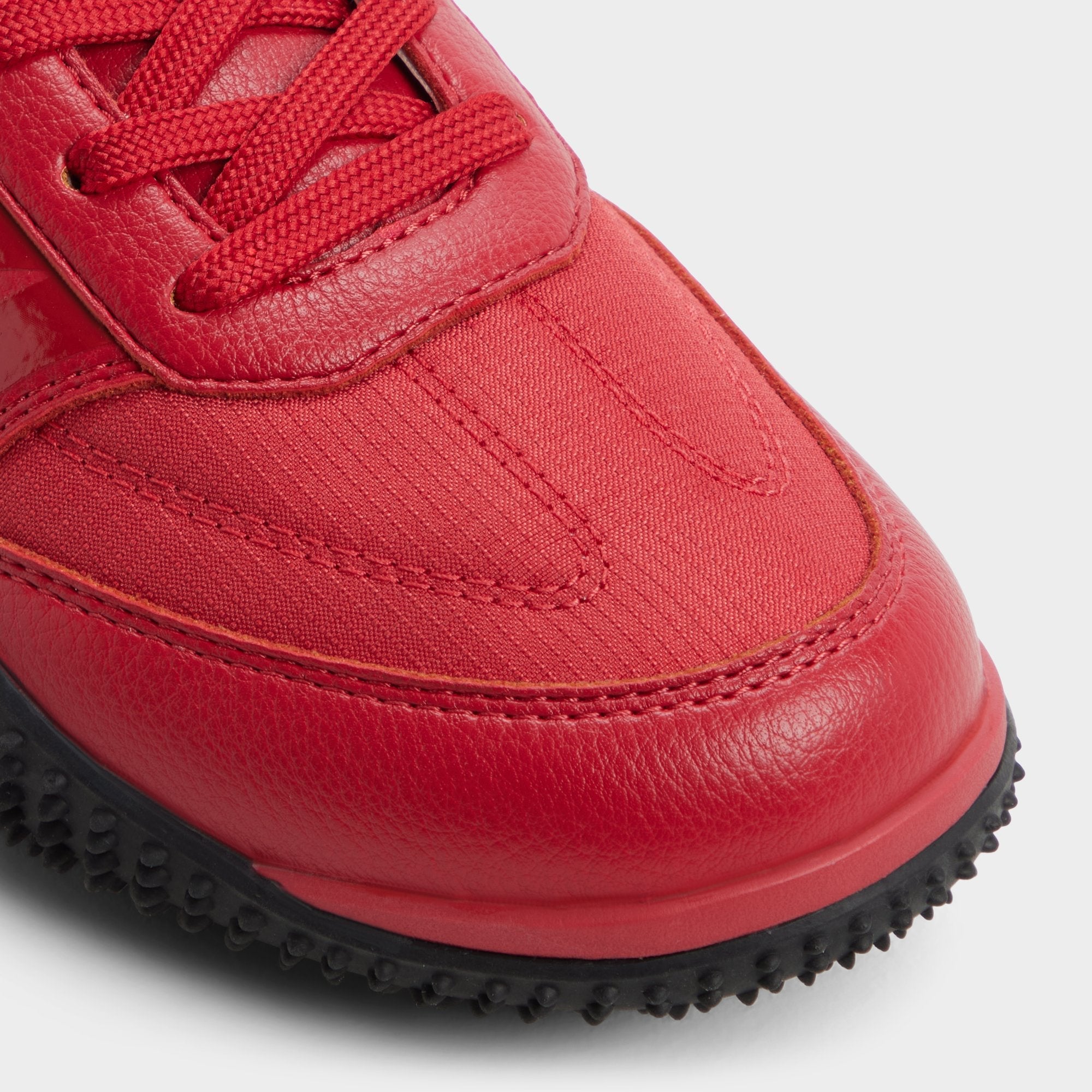 Drive in Red - Low top sneaker