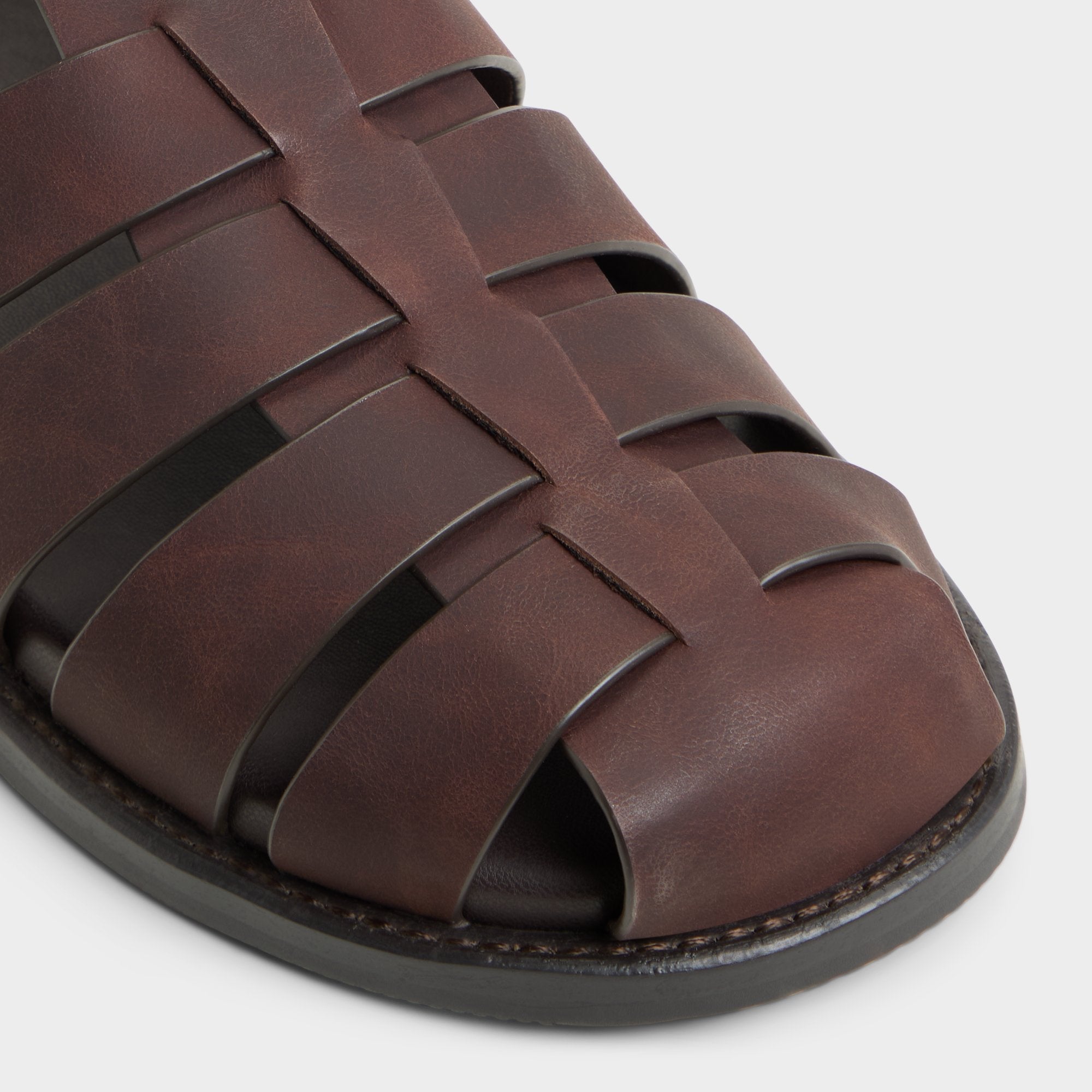 Wildhaven Brown Overflow Men's Sandals & Slides - Flat sandal