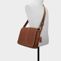 Wigoandd in Cognac - Messenger bag