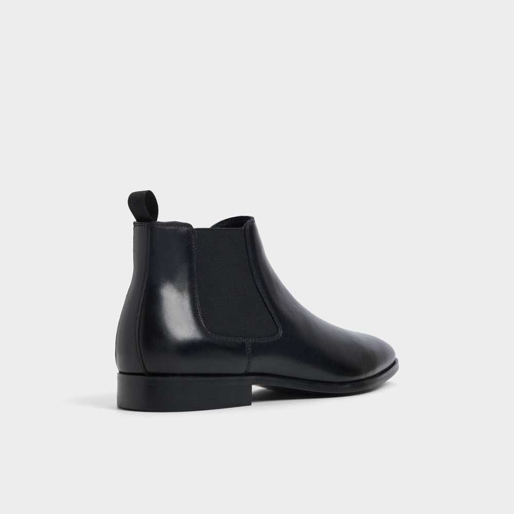 Sosa in Black - Chelsea boot