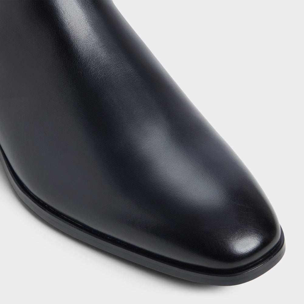 Sosa in Black - Chelsea boot