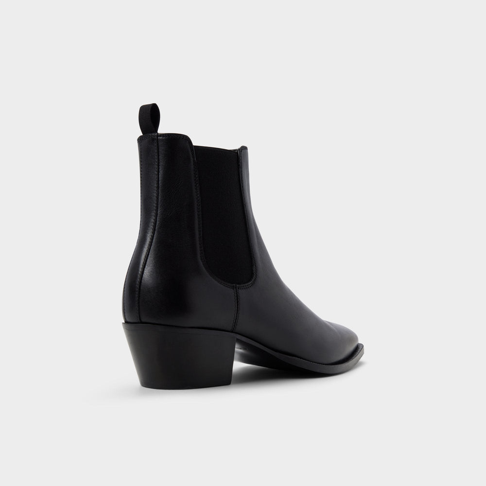 Jako in Black - Chelsea boot Block heel