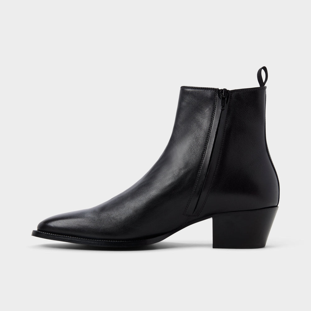 Jako in Black - Chelsea boot Block heel