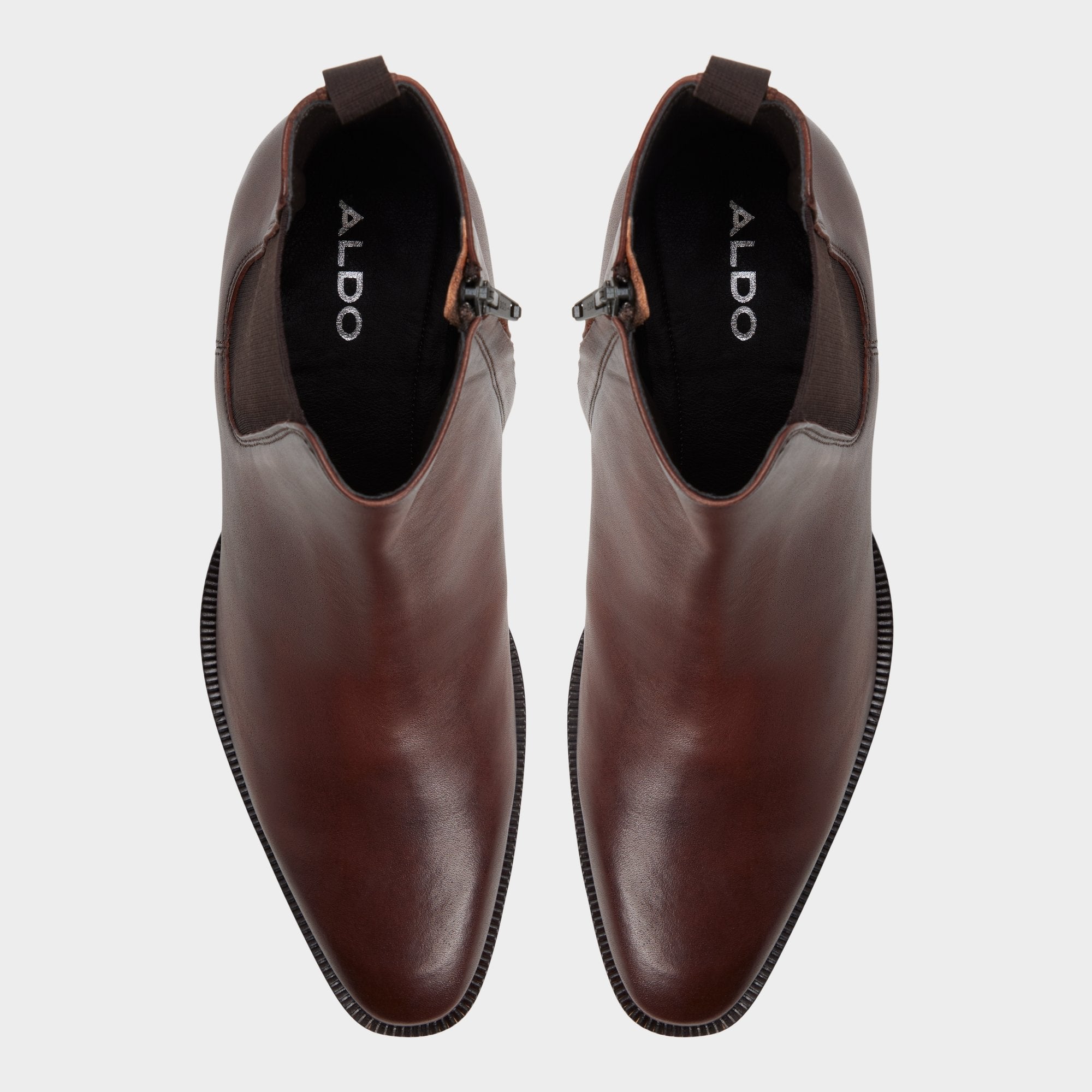 Block heel Jako in Brown - Chelsea boot