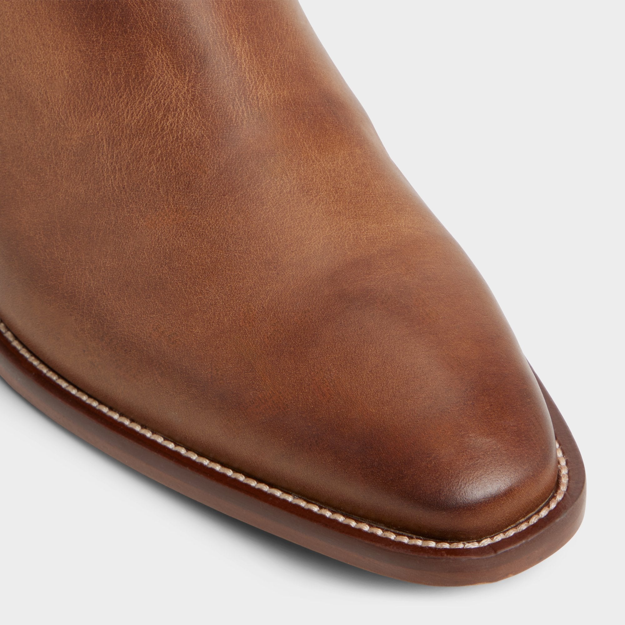 Dax in Cognac - Chelsea boot