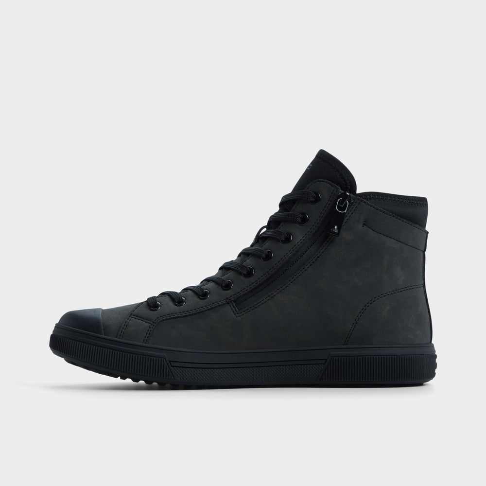 Cup sole Esttanqueiro in Black - Lace-up boot