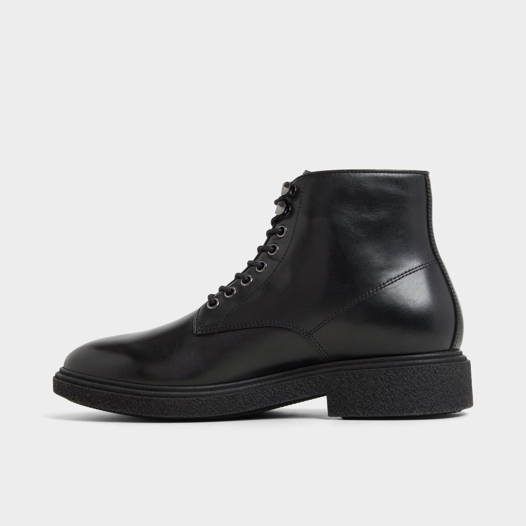 Walton in Black - Lace-up boot