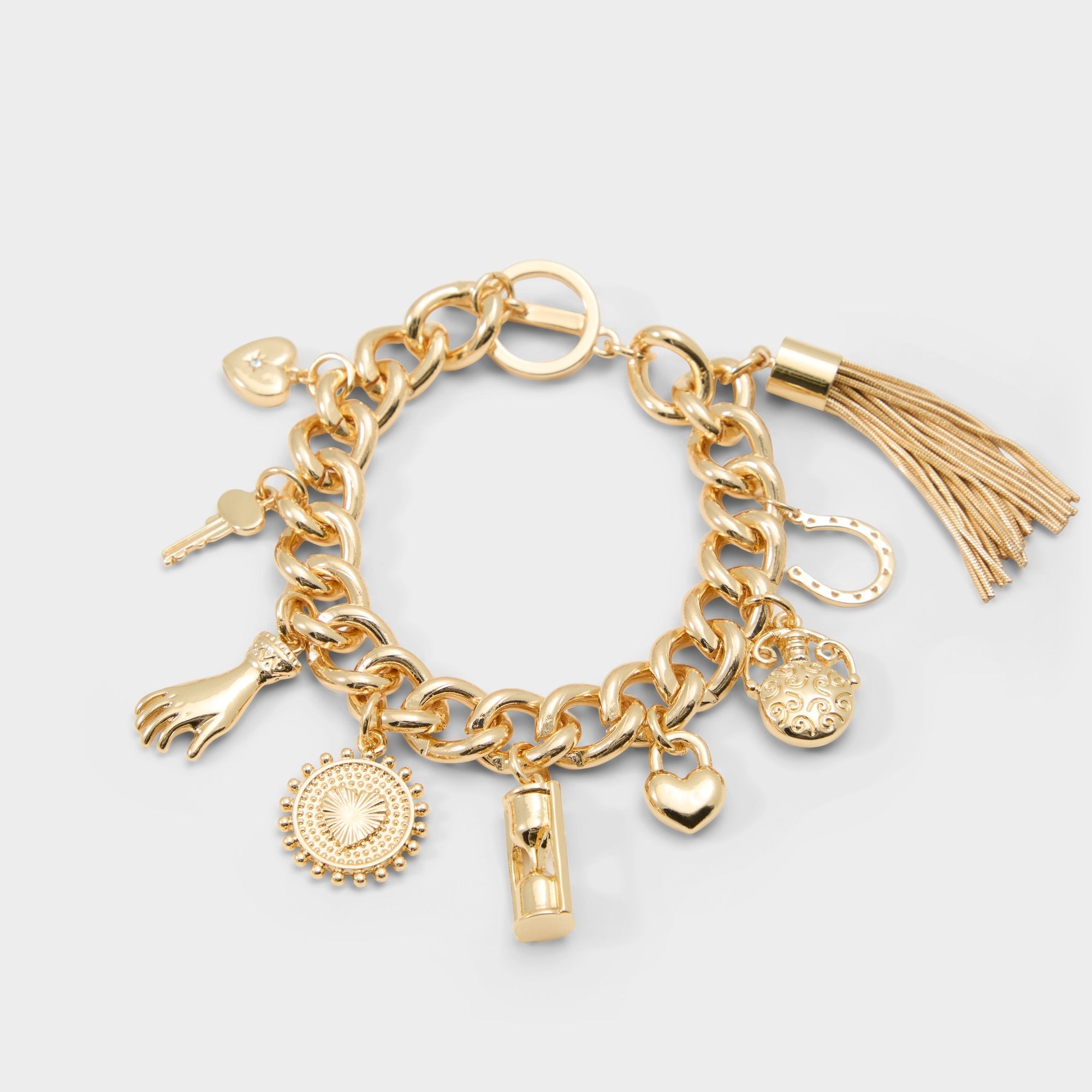 Charmara in Gold - Charm bracelet