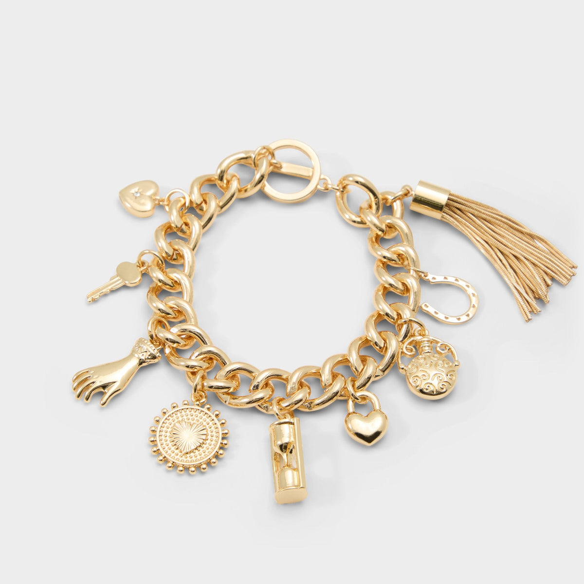 Charmara in Gold - Charm bracelet